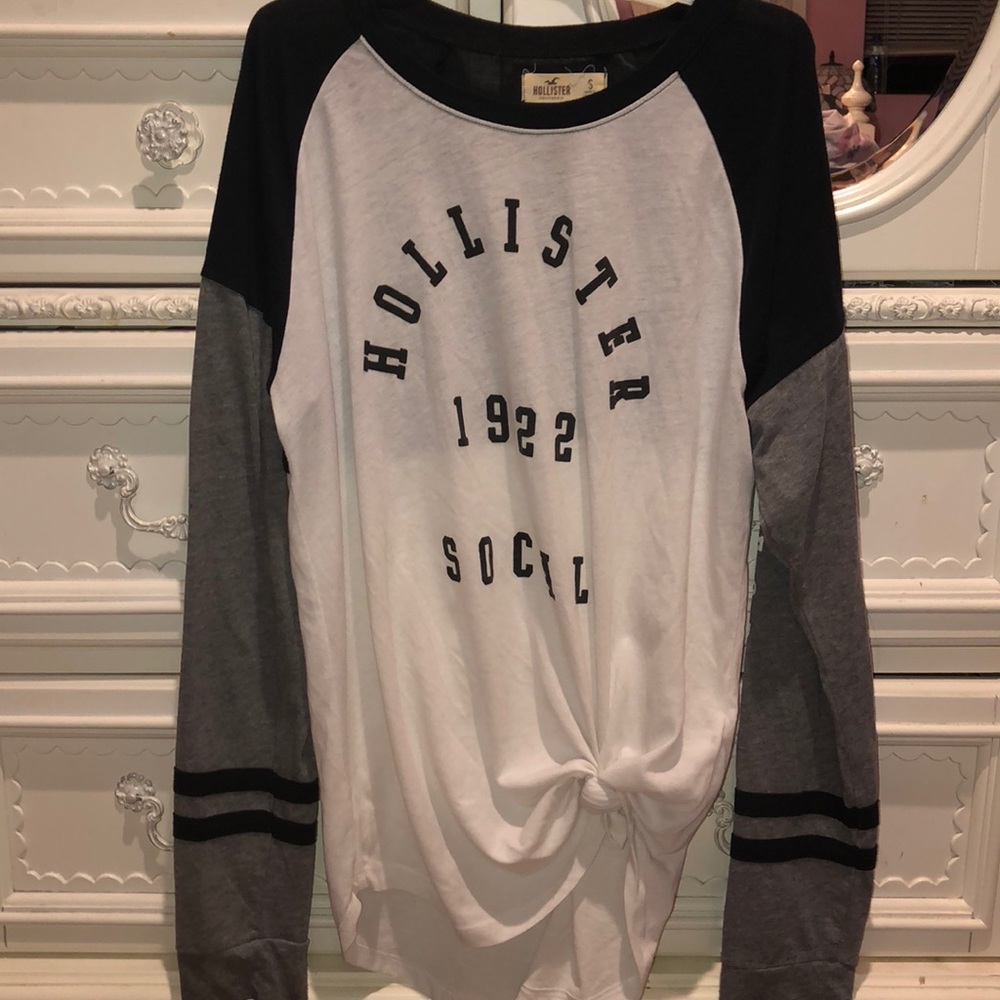 hollister long sleeve shirt